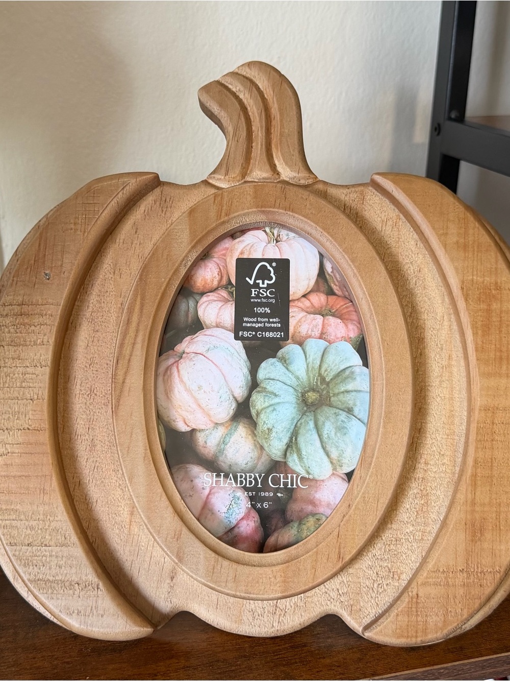Shabby Chic Wood Pumpkin Frame in Natural Light Brown